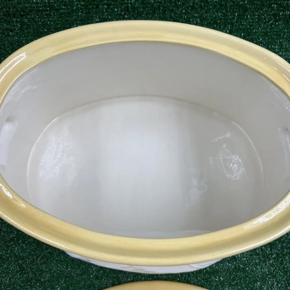 Vintage Hershe Molds 1981 Yellow Soup Serving Dish With Handle Read Descrip Flaw